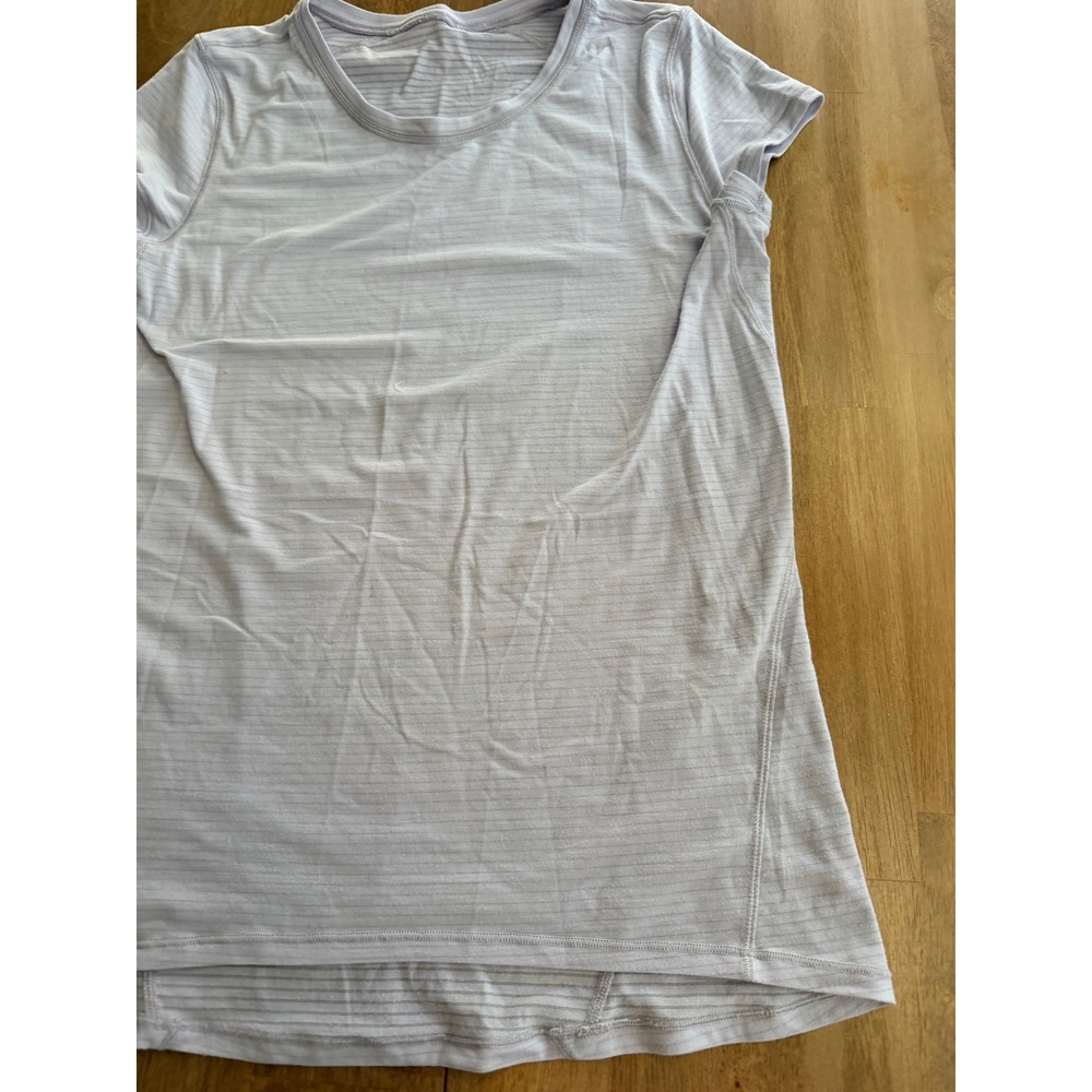 Lululemon Swiftly Tech Short Sleeve Crew Lavender Striped Running Shirt Size 4